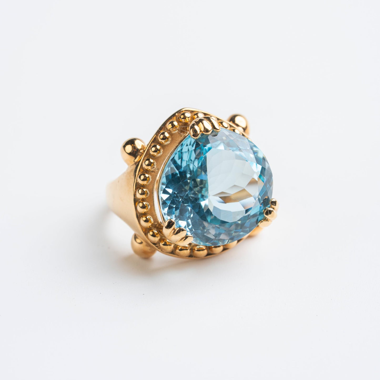 ANILLO IMPERIAL: La Serenity Coronada