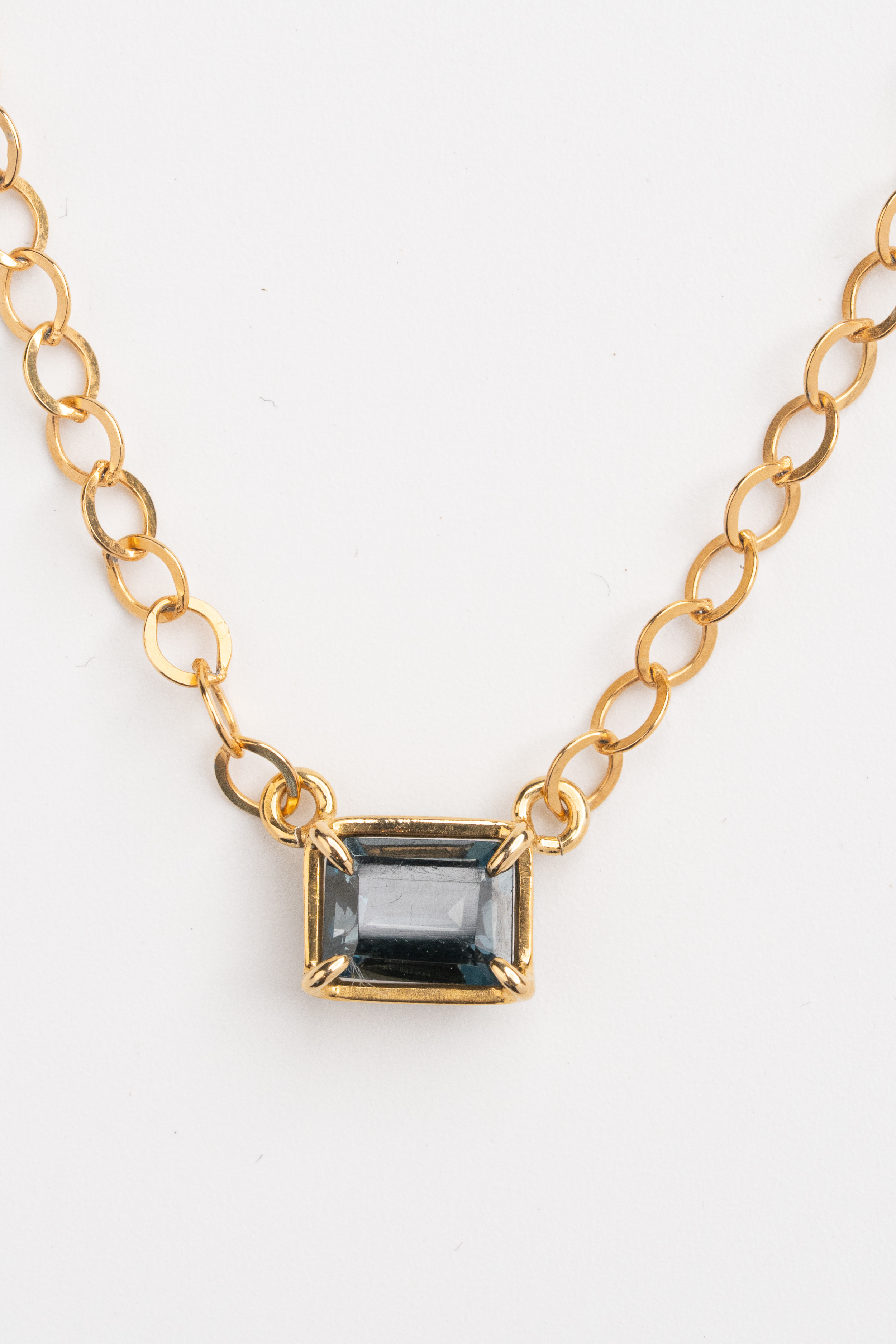 COLLAR TOPACIO LONDON BLUE