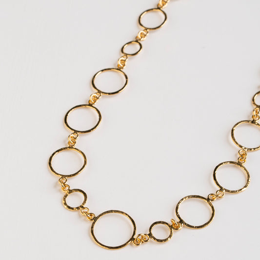 COLLAR CIRCUS