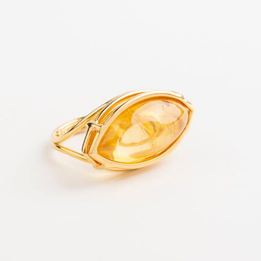 ANILLO MINIMALISTA: El Abrazo Dorado del Sol