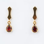 ARETES CONSTANTINOPLA GOTA DE GRANATE: Elegancia Clásica