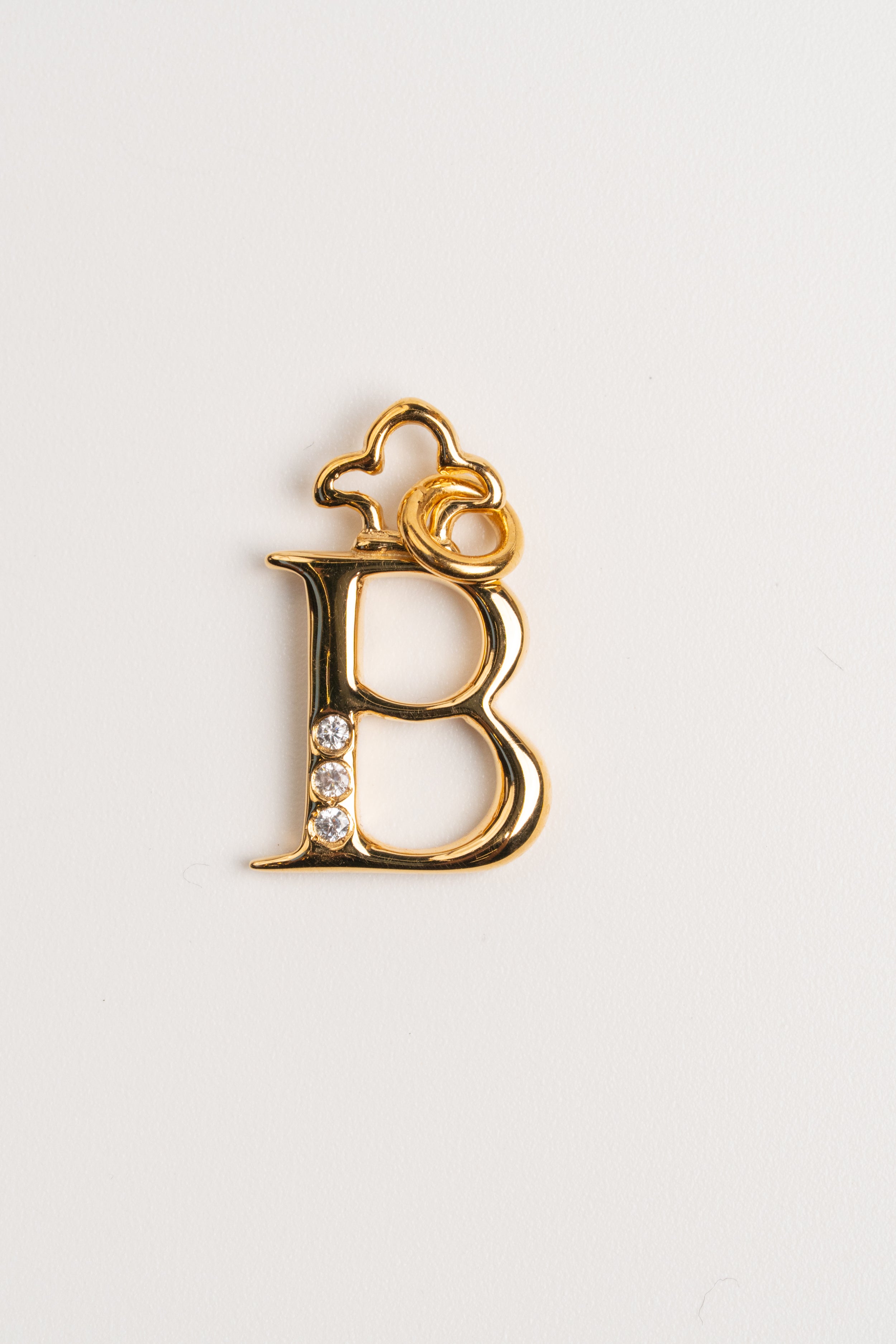 INICIALES ORO