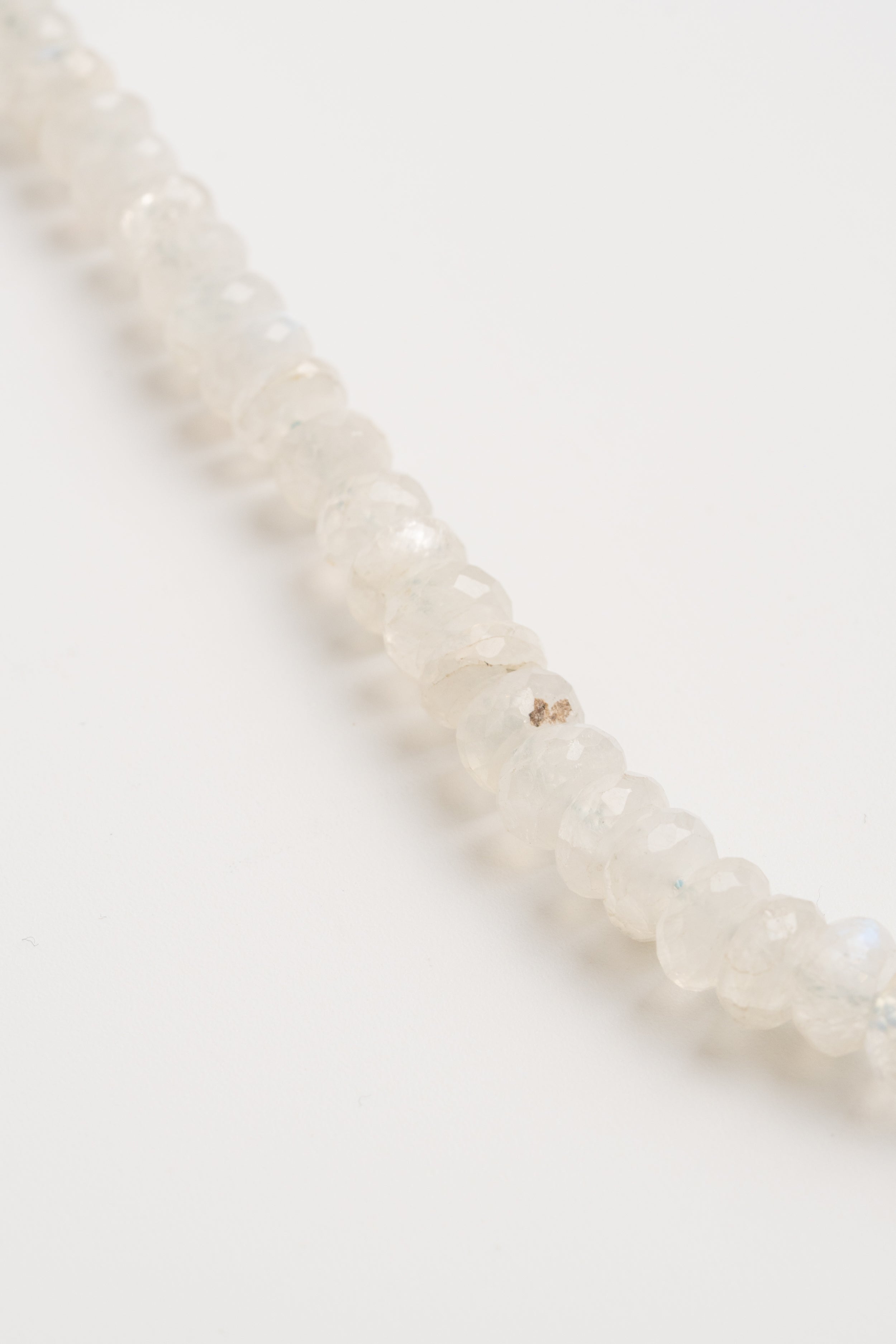 COLLAR PIEDRA LUNA ARCOÍRIS