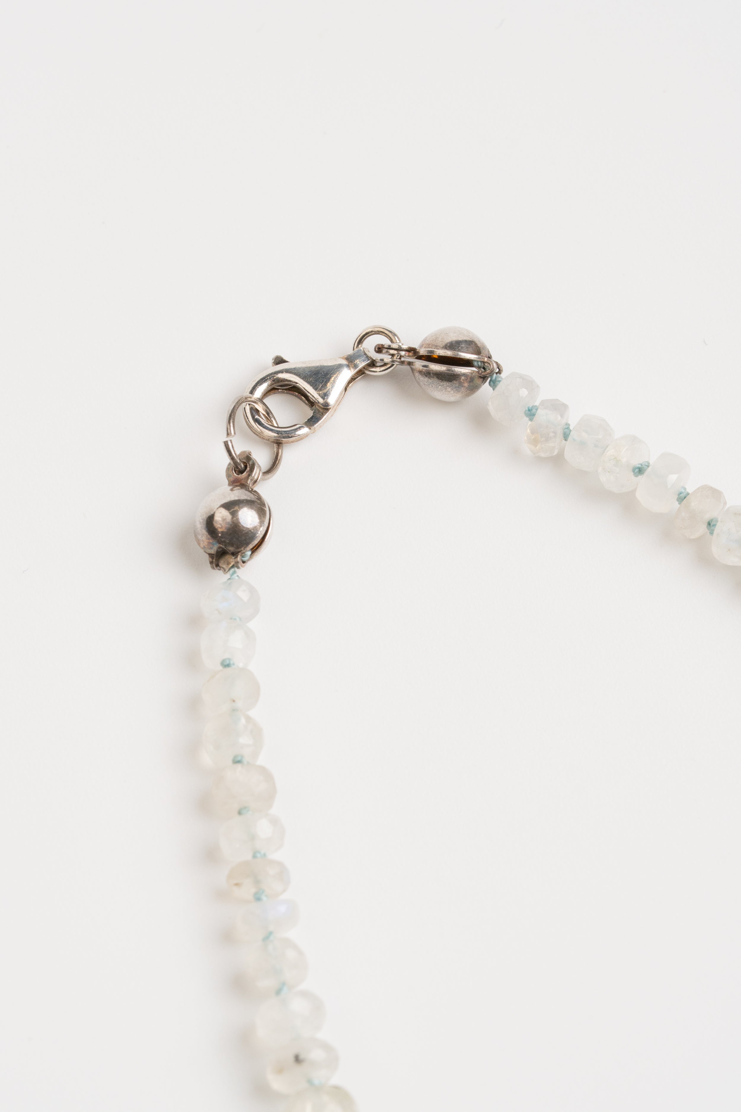 COLLAR PIEDRA LUNA ARCOÍRIS