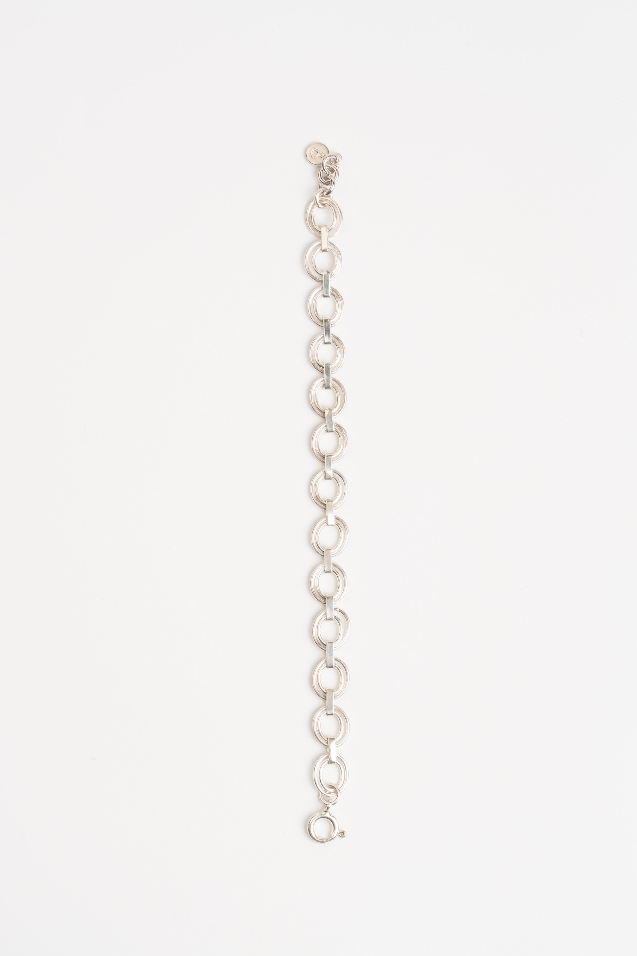 PULSERA OSCILACIÓN: El Movimiento Eterno de la Plata