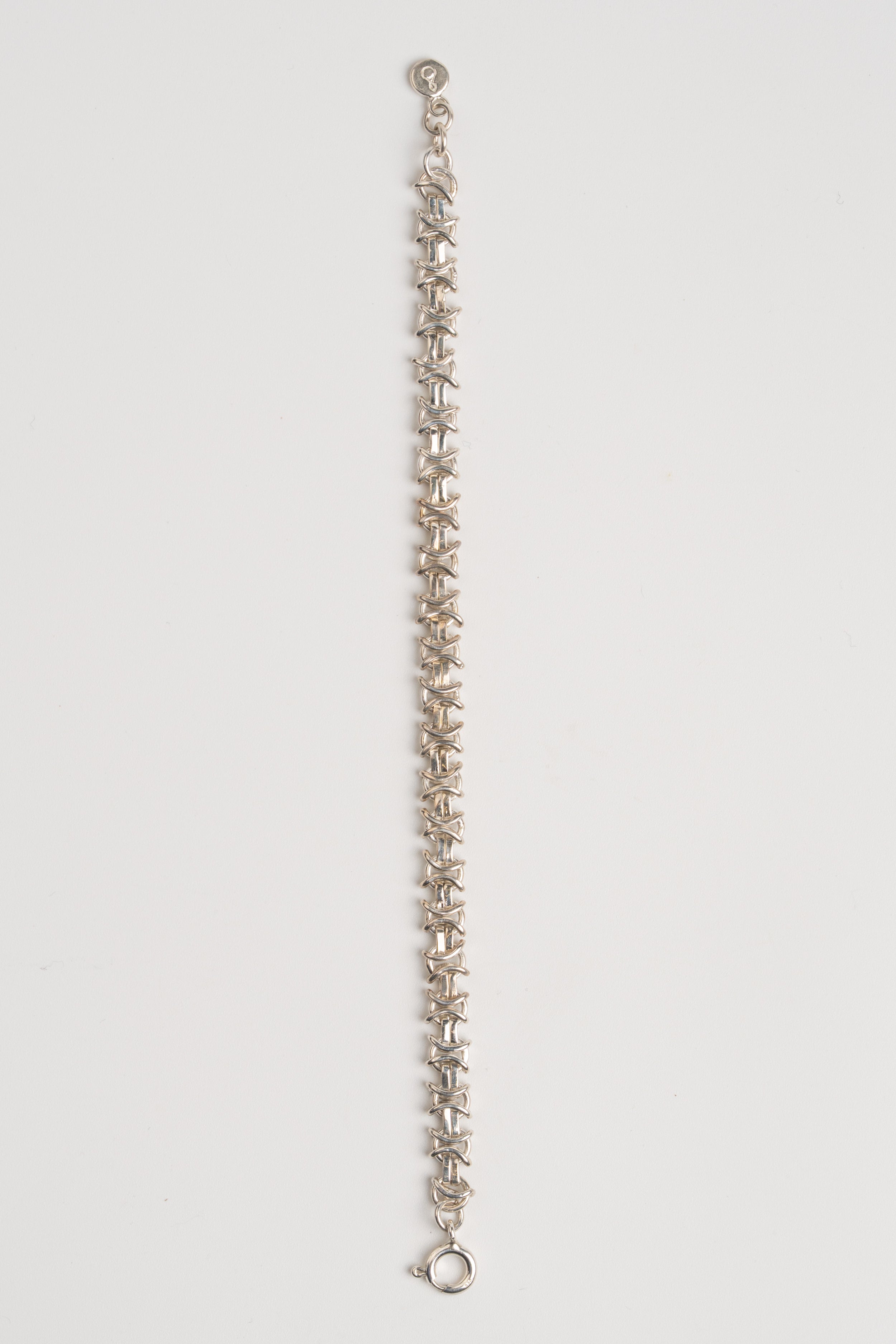 PULSERA JAPÓN PLATA: Símbolo de disciplina