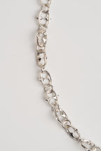 CADENA ESLABÓN DEVOCIÓN: La Plata que une