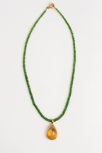 COLLAR DIOPSIDO DE CROMO CON GOTA DE CITRINO