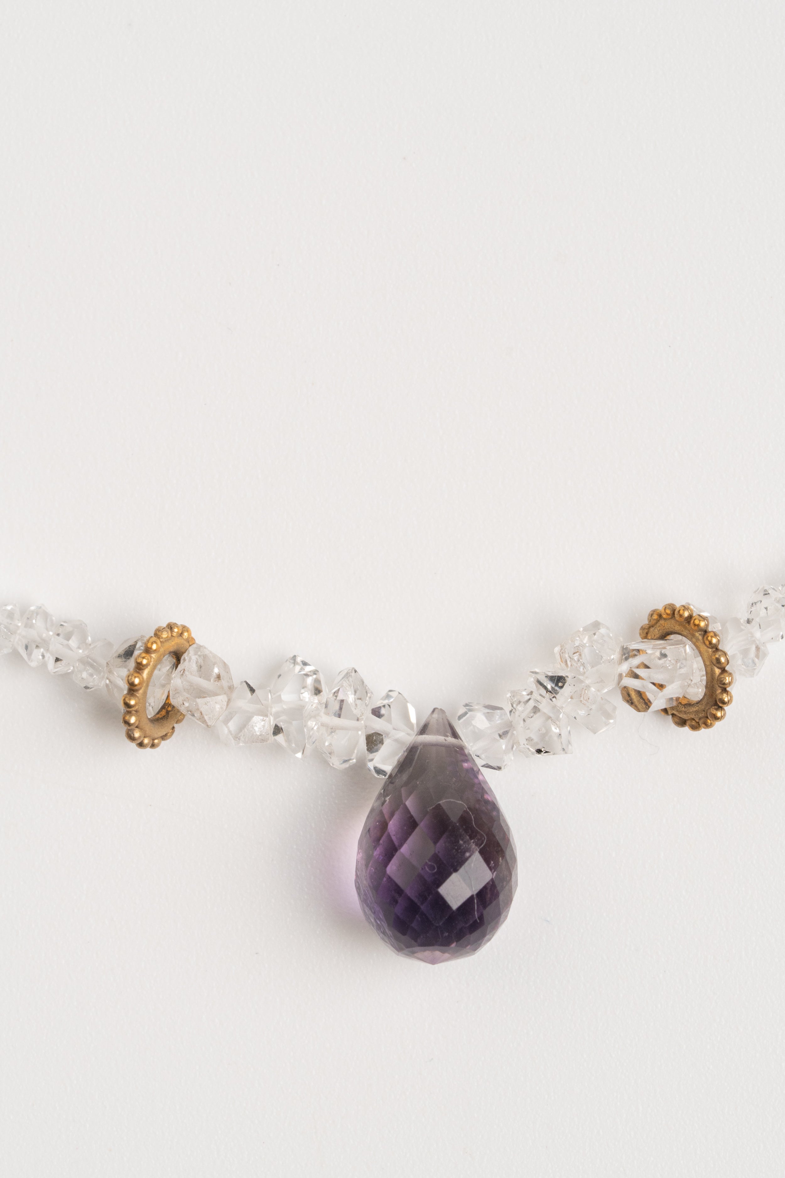 COLLAR GRANATE, DIAMANTE HERKIMER Y BRIOLETTE DE AMATISTA