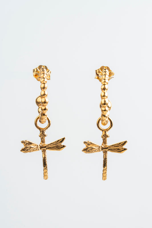 Libélula Make a Wish: El susurro dorado de los anhelos.