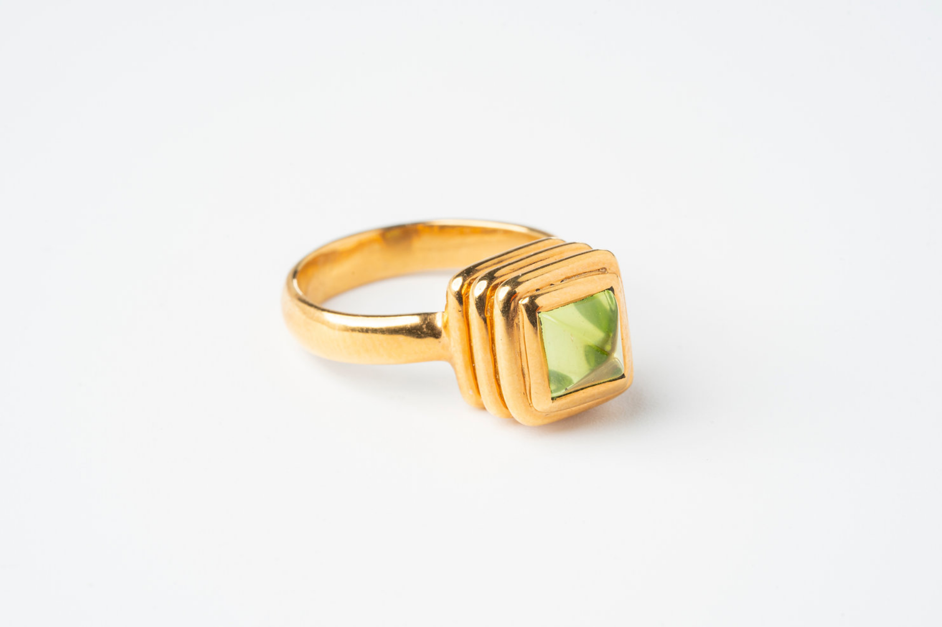 OSCILACIÓN PERIDOTO