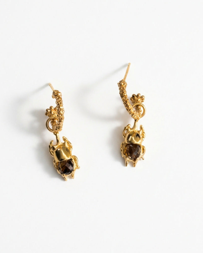 ARETES ESCARABAJO RINO CHICO